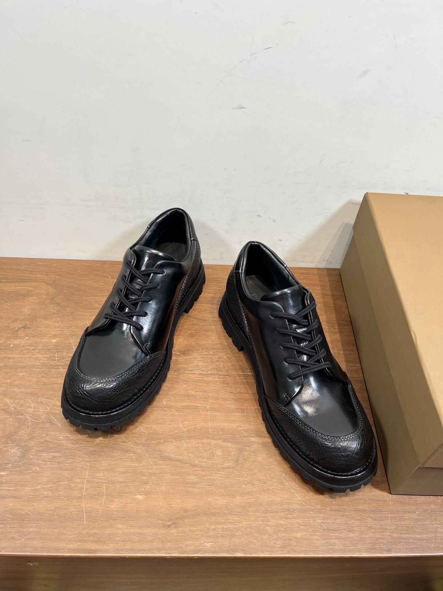 Male Basic Shoes