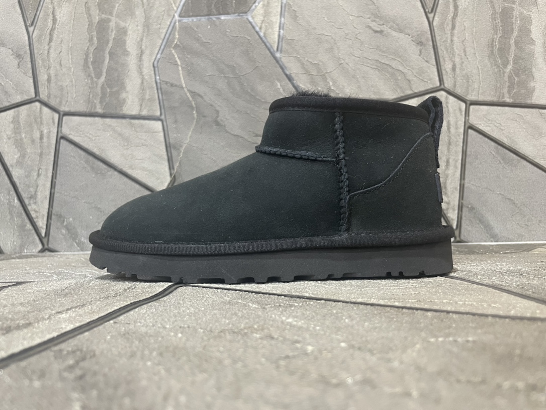 Ugg Boots Black M-l-s