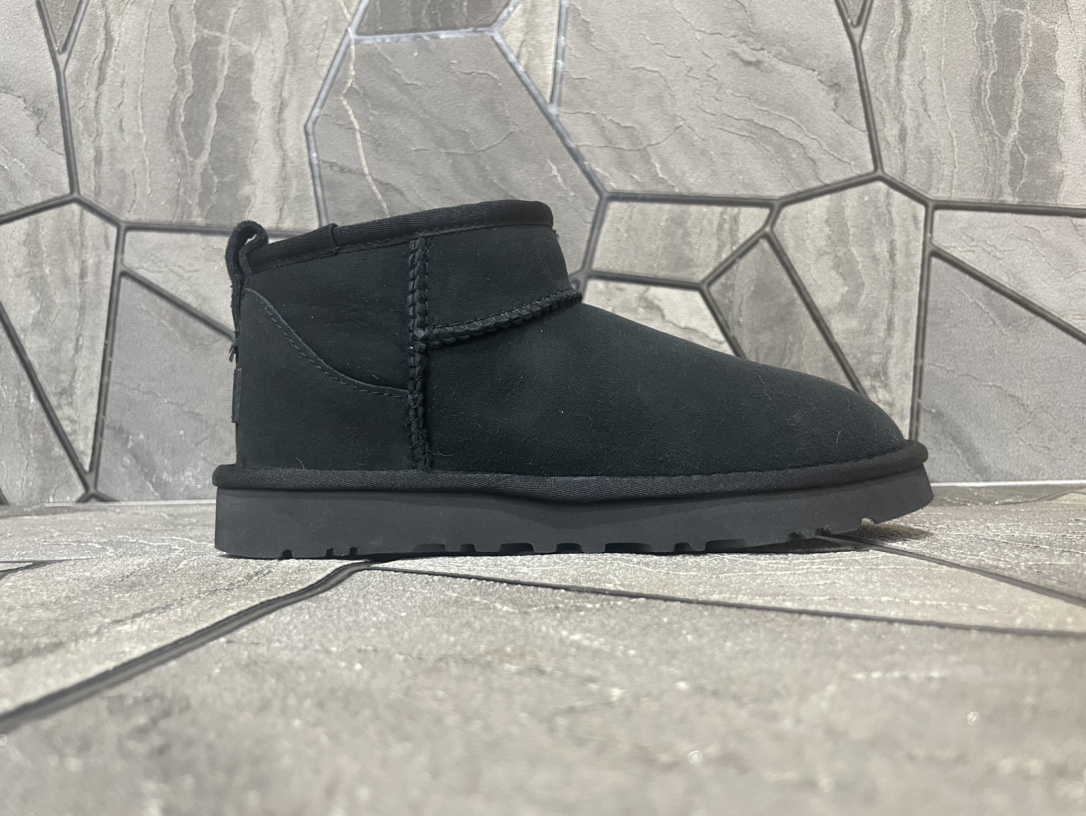 Ugg Boots Black M-l-s