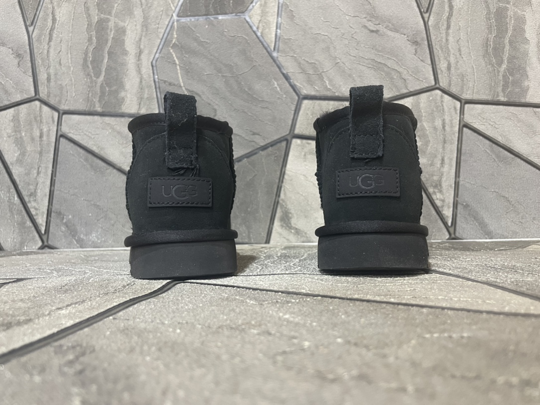 Ugg Boots Black M-l-s