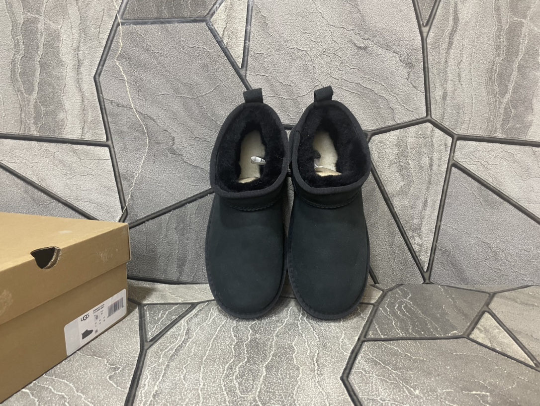 Ugg Boots Black M-l-s