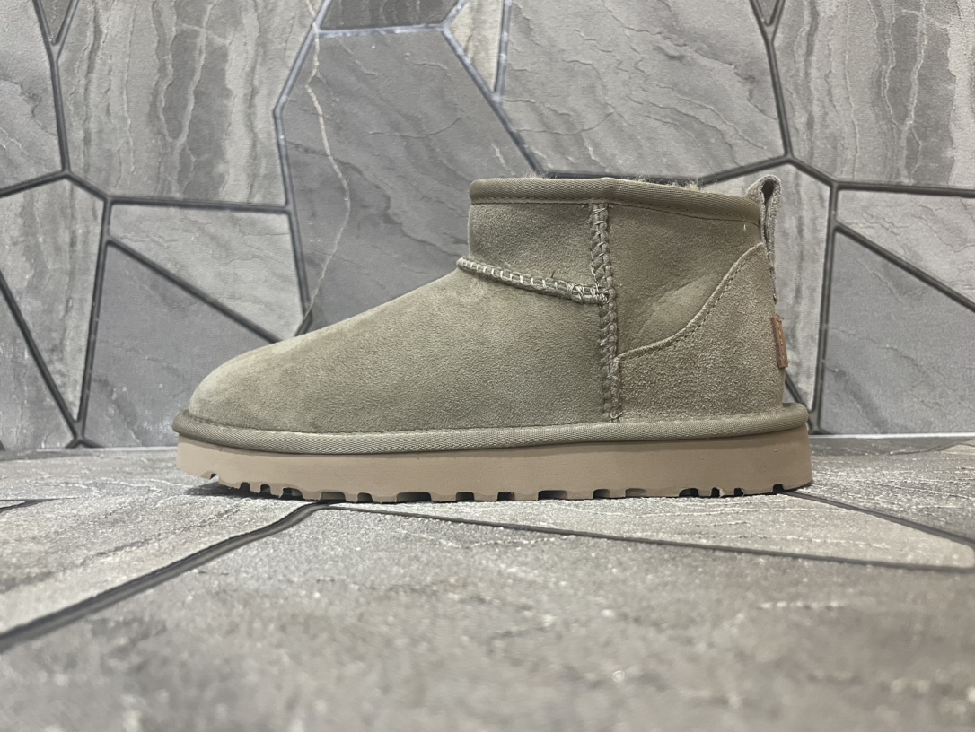 Ugg Boots M-l-s