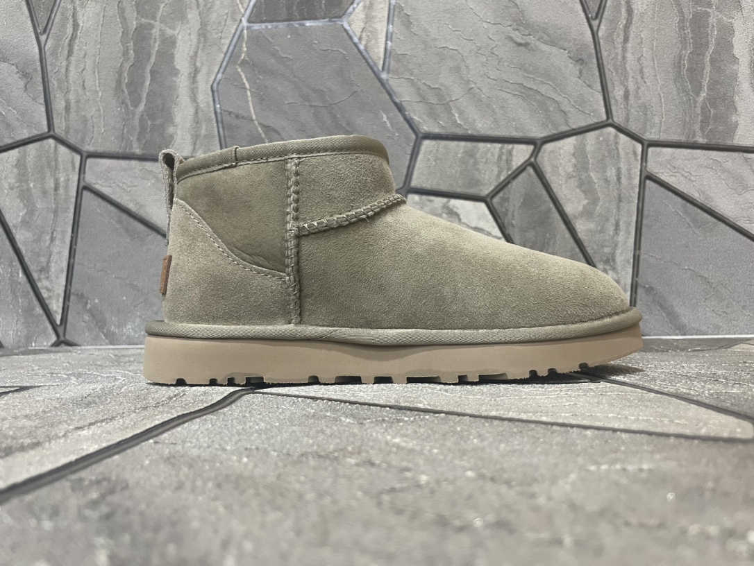 Ugg Boots M-l-s