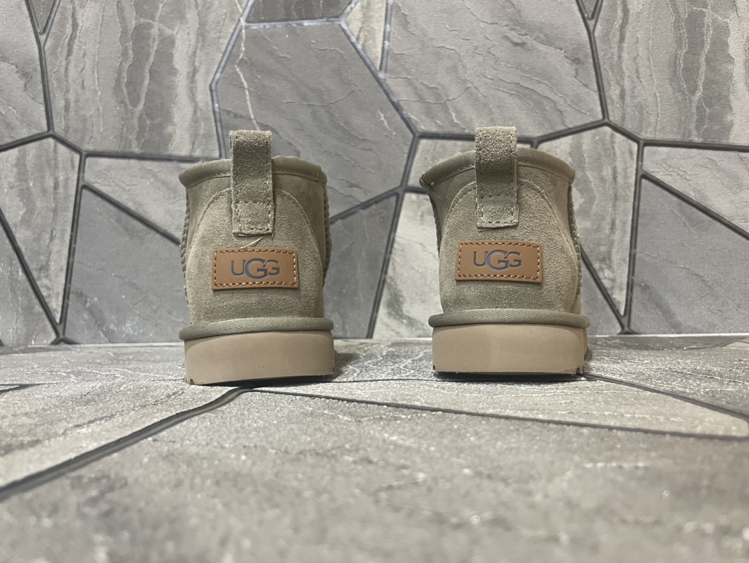 Ugg Boots M-l-s