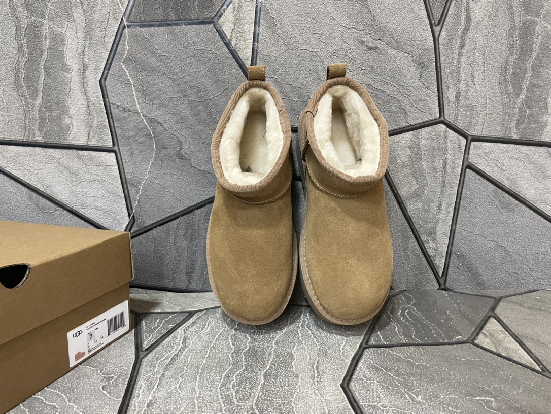Ugg Basic Shoes M-l