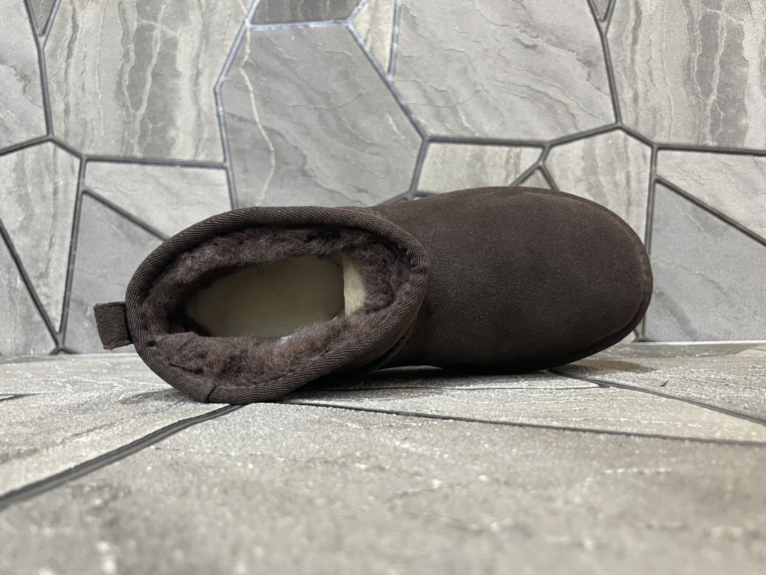 Ugg Basic Shoes M-l