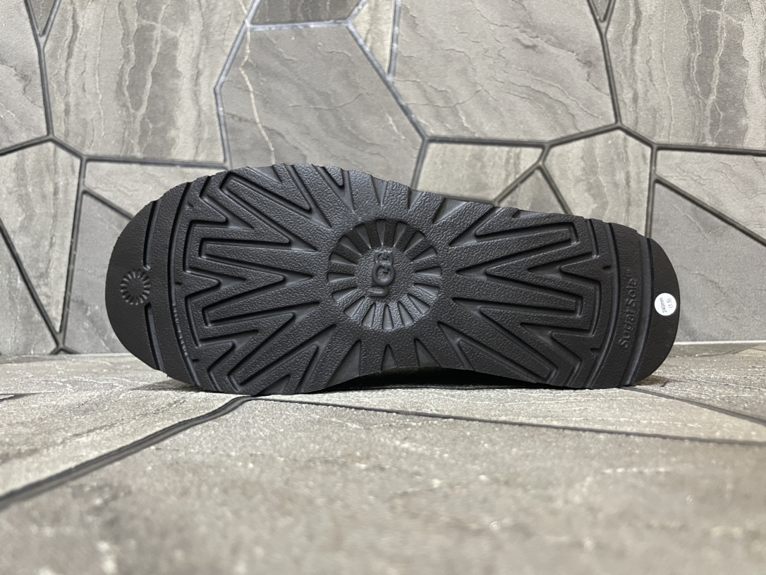Ugg Basic Shoes M-l