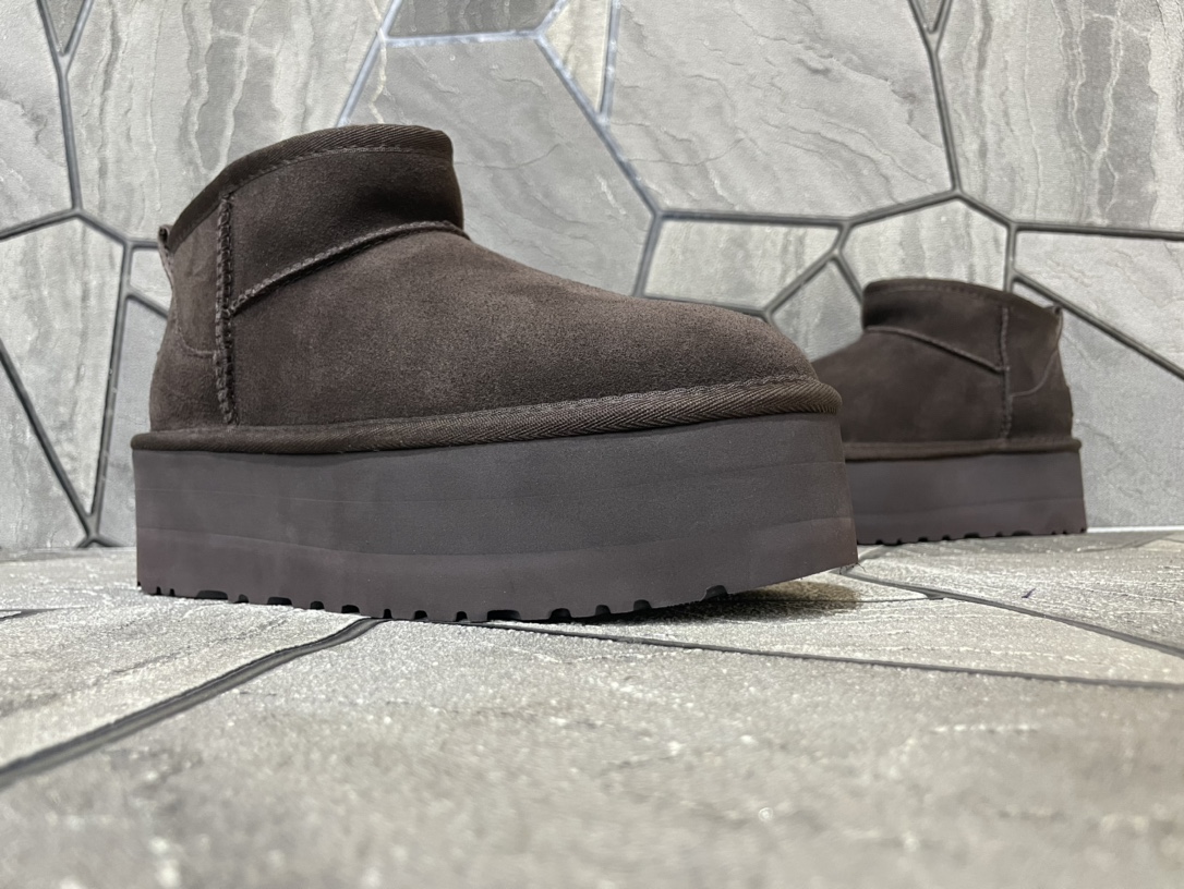 Ugg Basic Shoes M-l