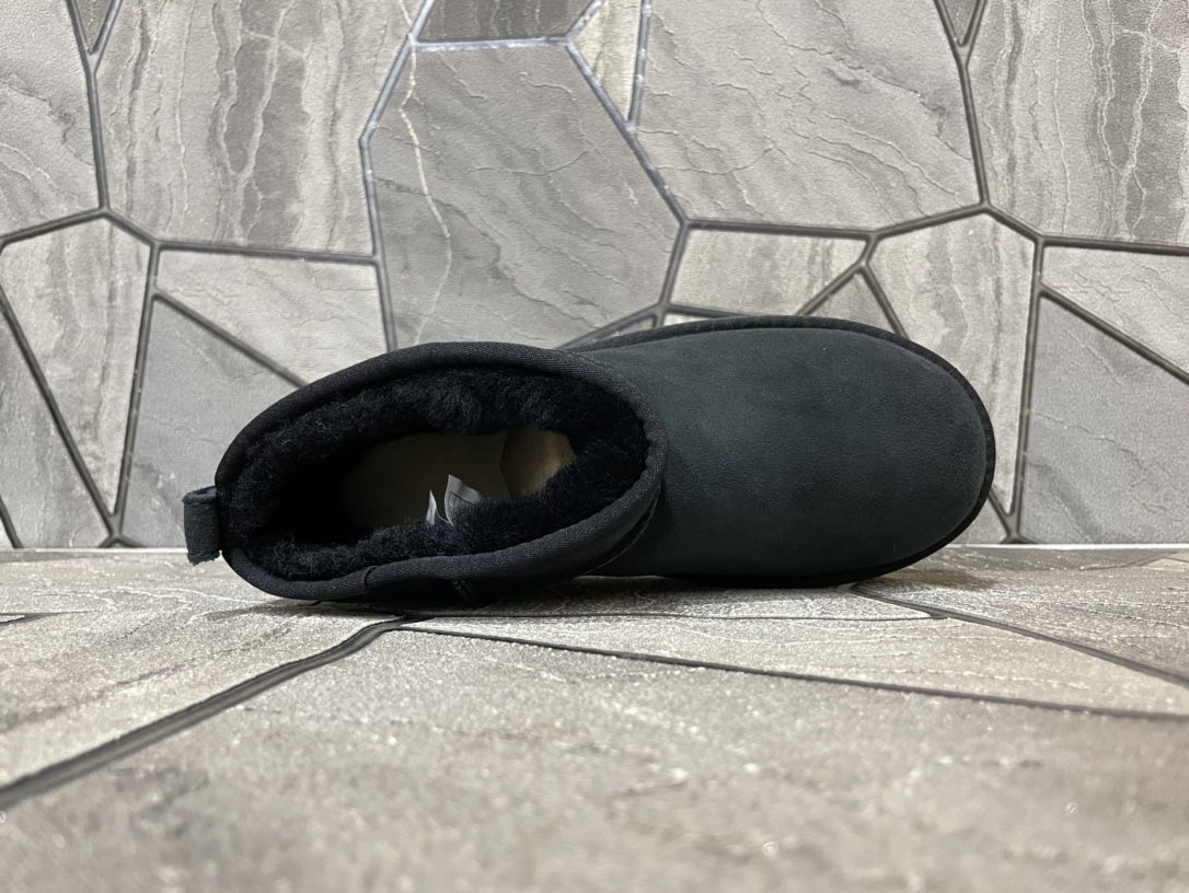 Ugg Basic Shoes Black M-l