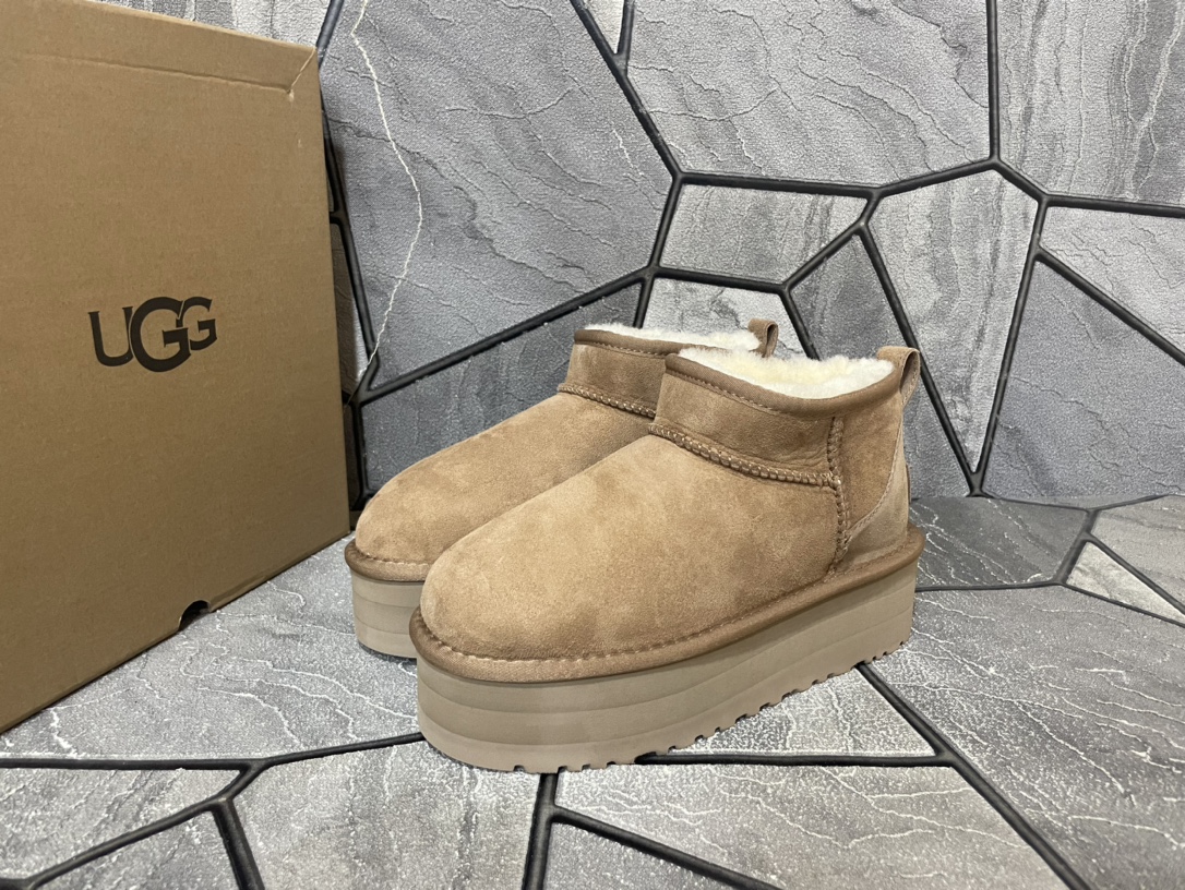 Ugg Basic Shoes M-l