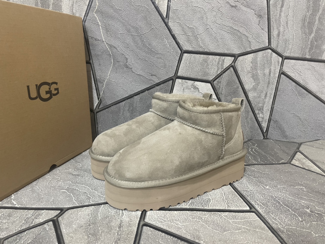 Ugg Basic Shoes M-l