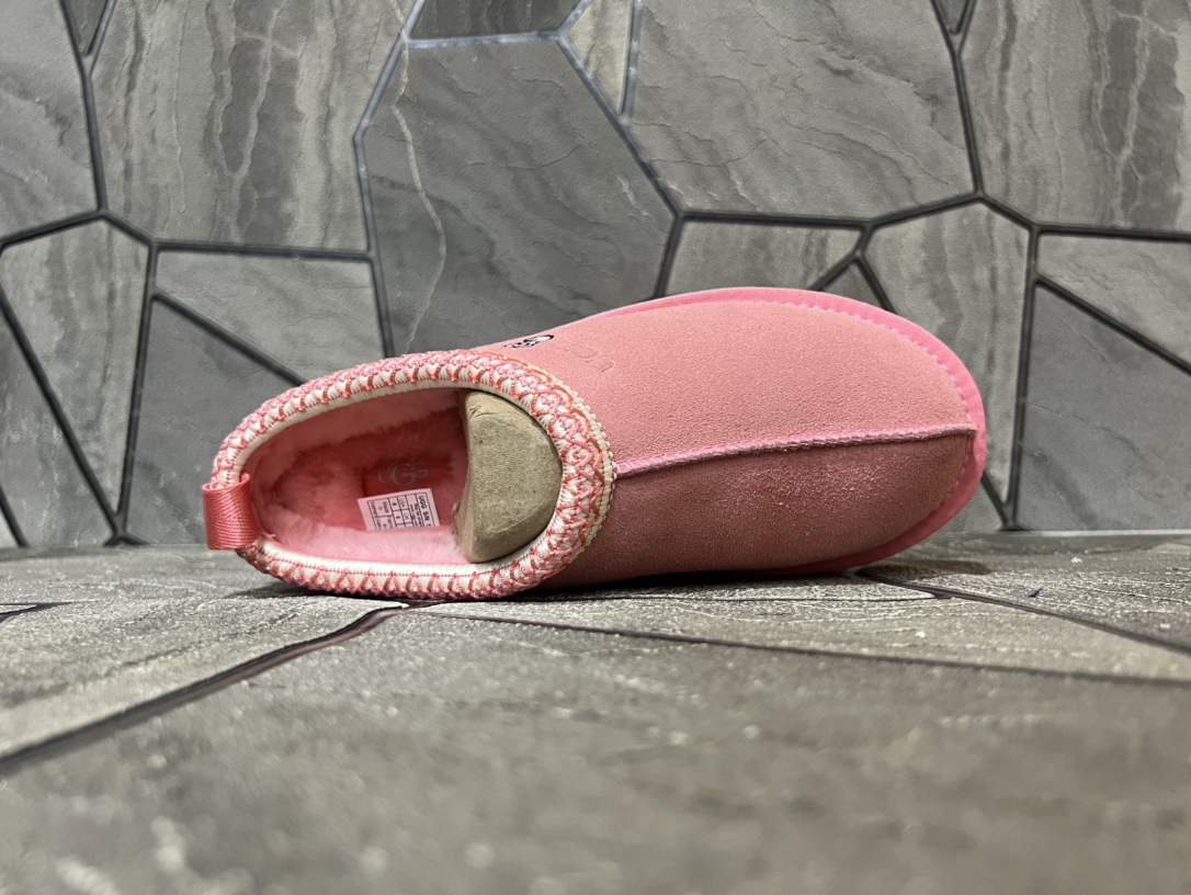 Ugg Basic Shoes Pink S