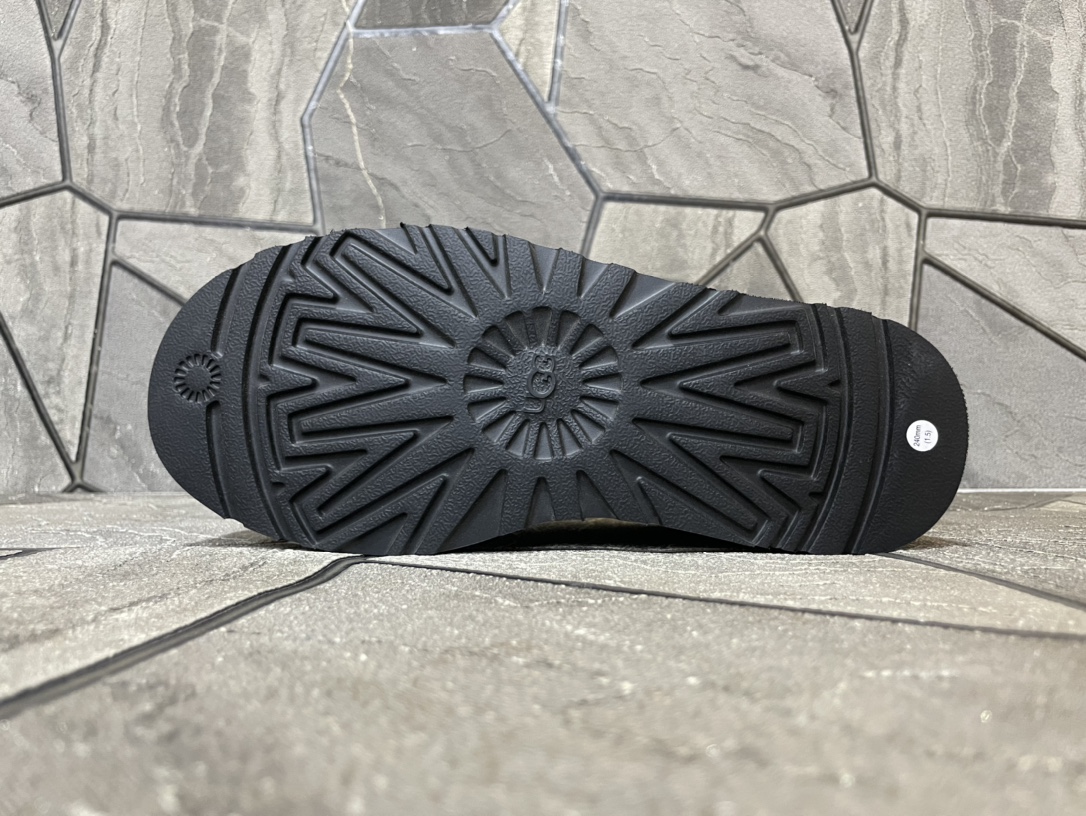 Ugg Basic Shoes Black S