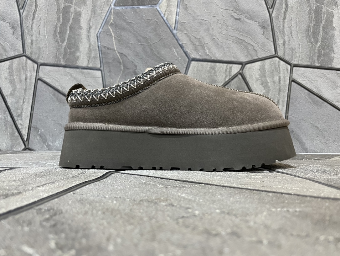 Ugg Basic Shoes S