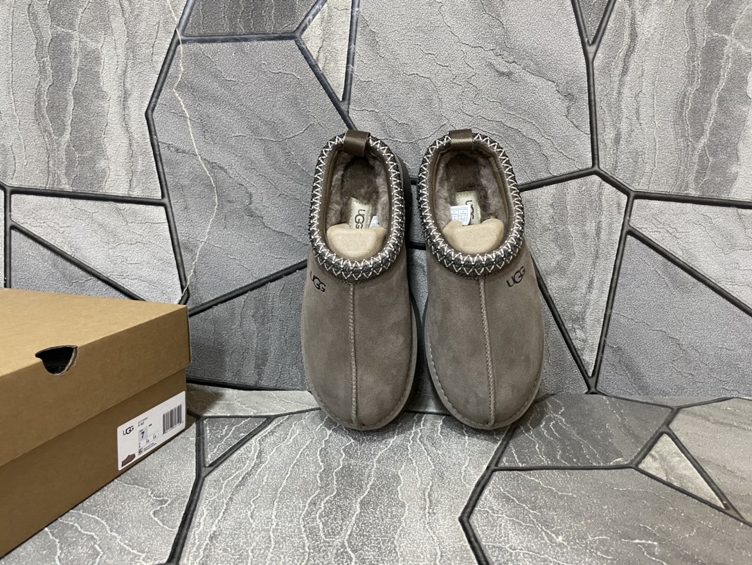 Ugg Basic Shoes S