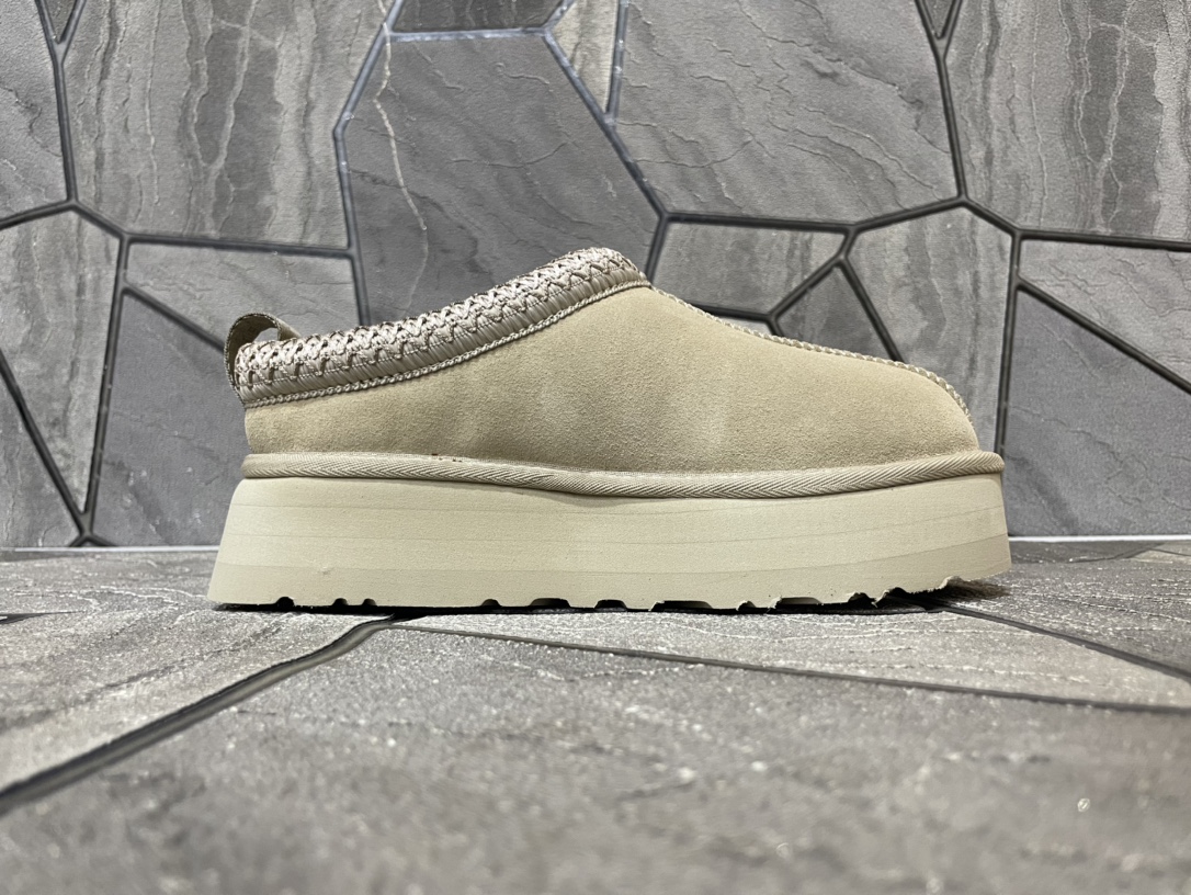 Ugg Basic Shoes S