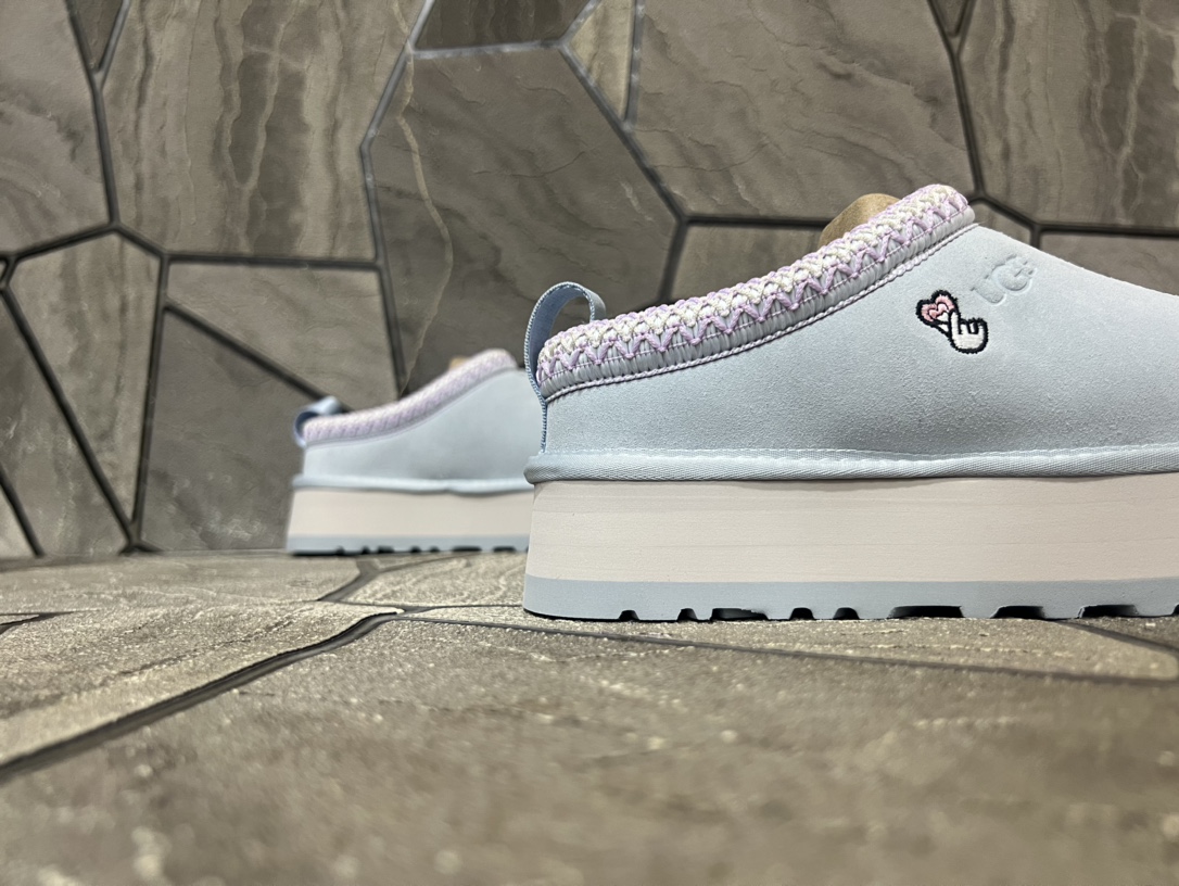 Ugg Basic Shoes Blue S