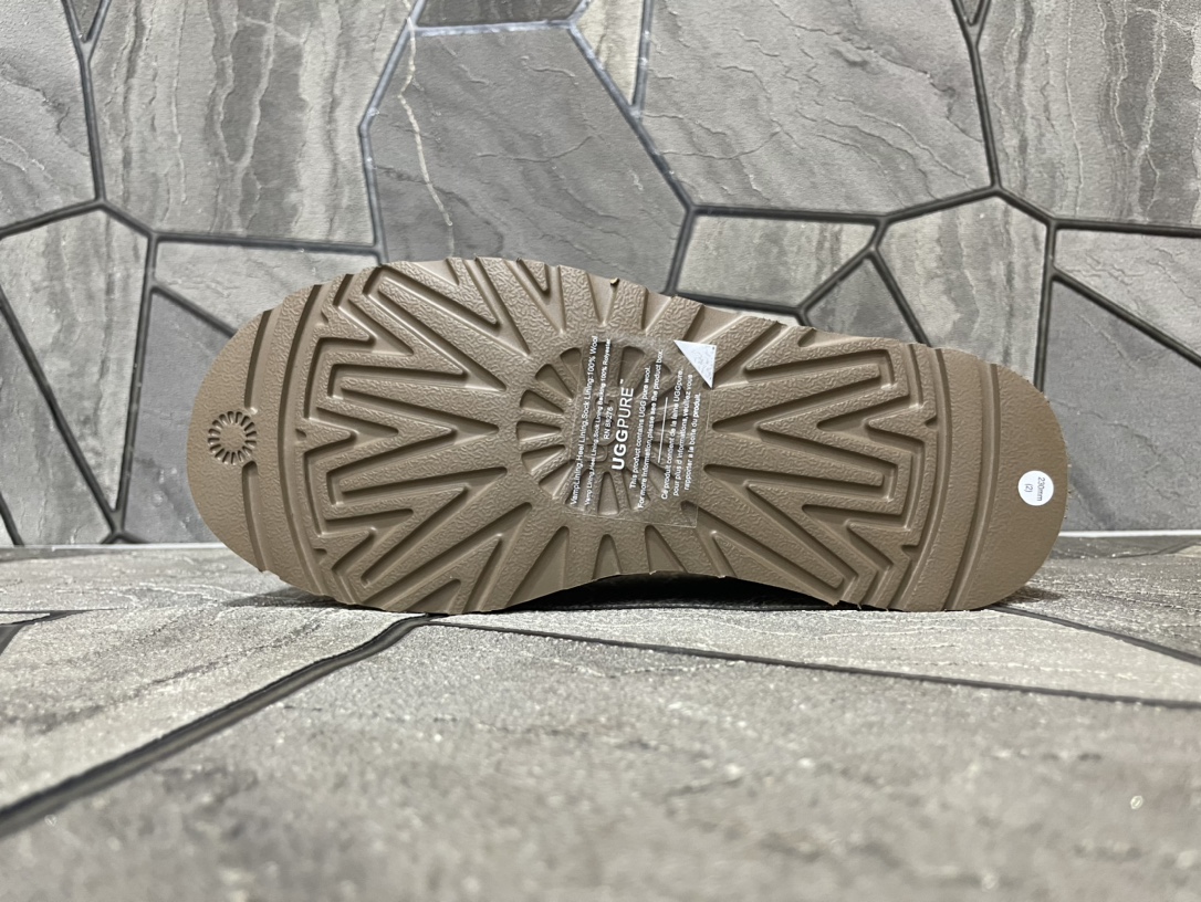 Ugg Basic Shoes S