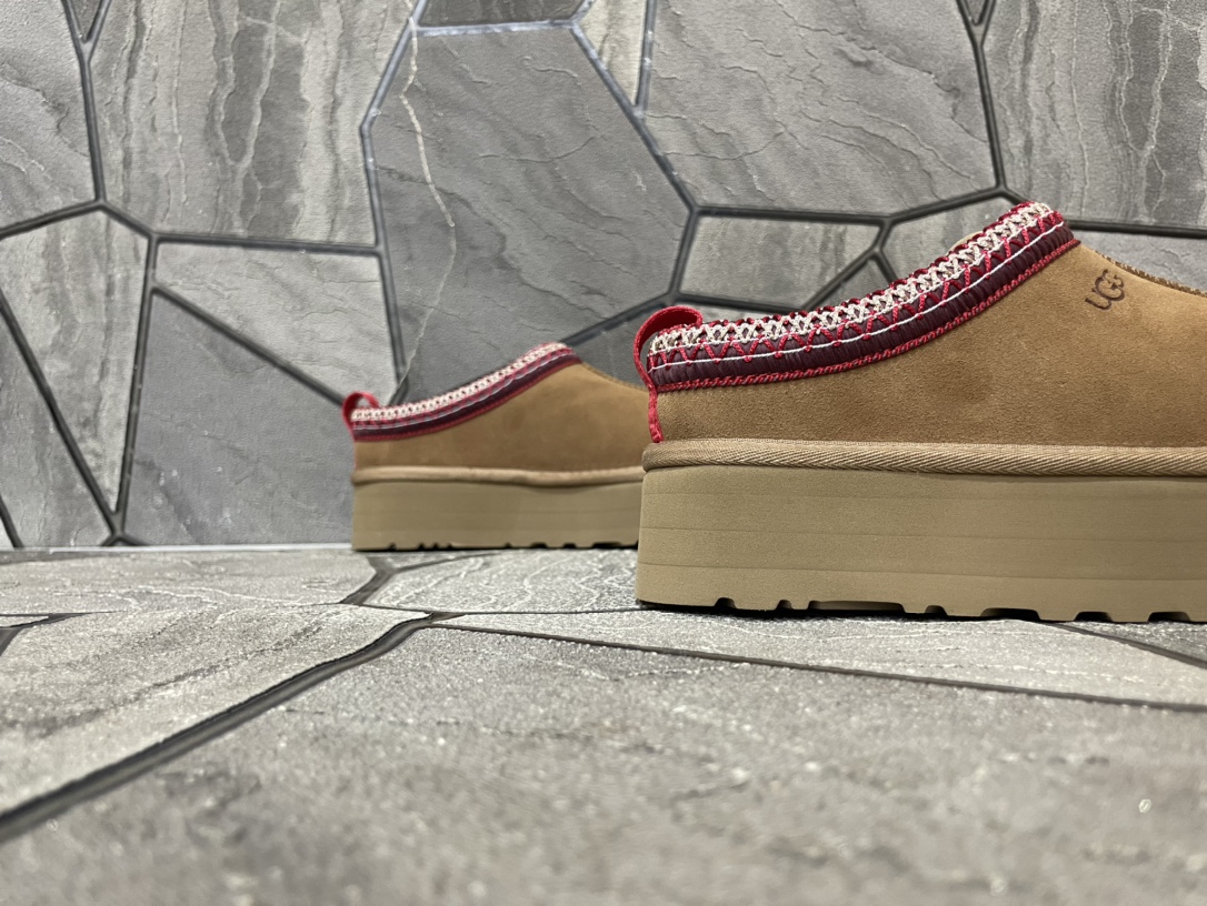 Ugg Basic Shoes S