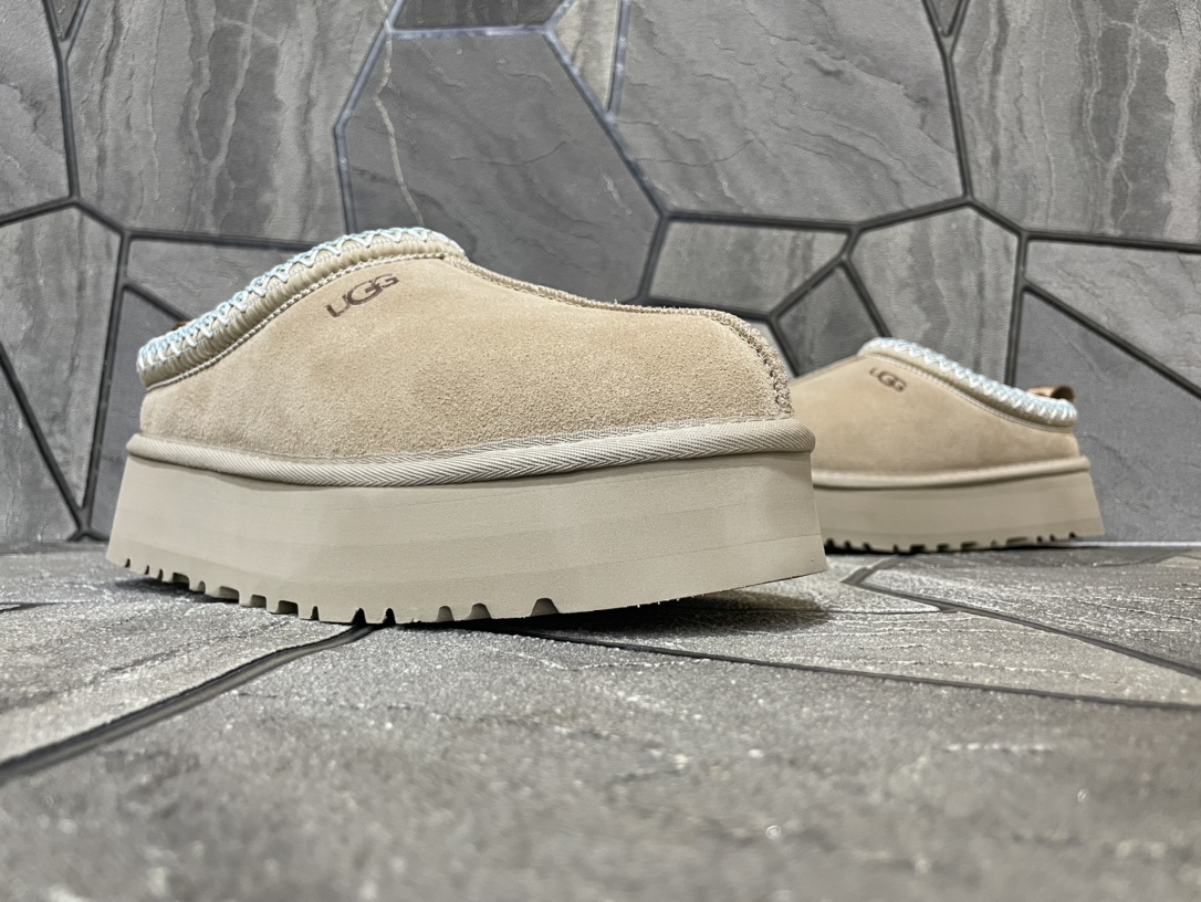 Ugg Basic Shoes S