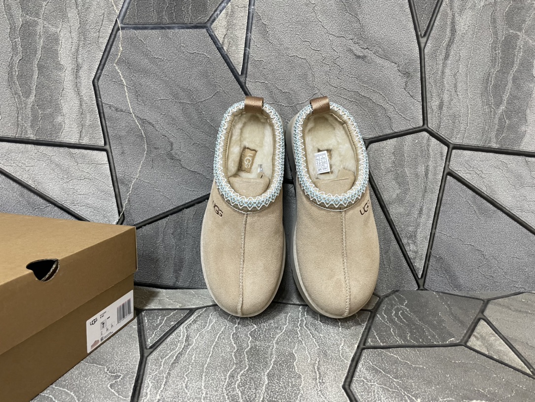 Ugg Basic Shoes S