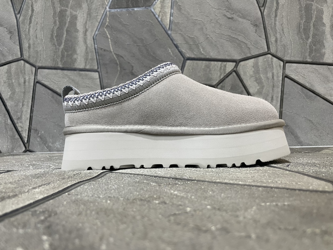 Ugg Basic Shoes S
