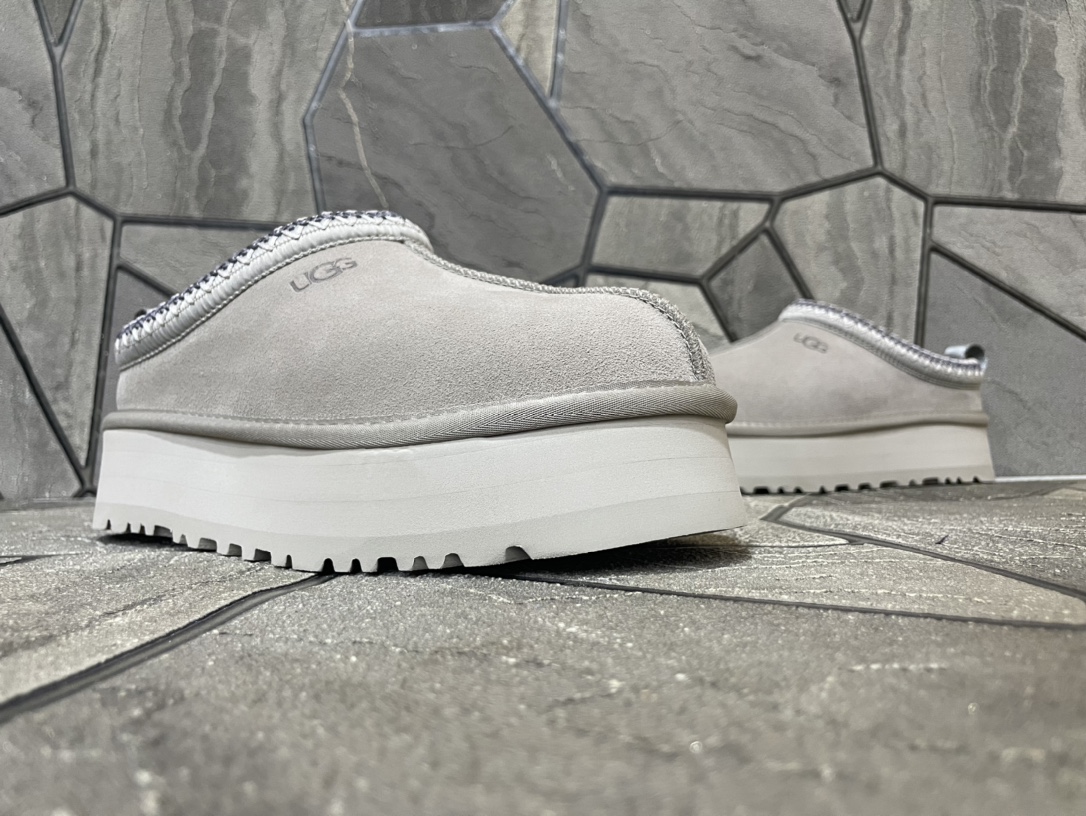 Ugg Basic Shoes S