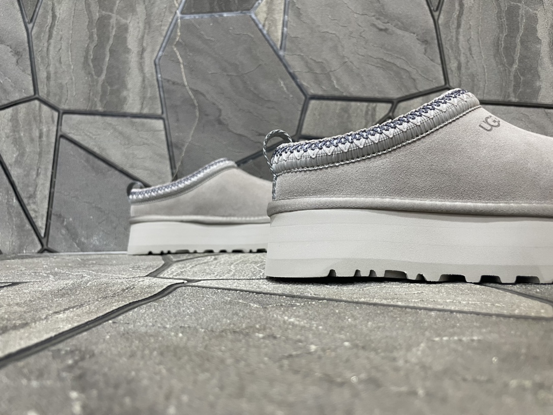 Ugg Basic Shoes S