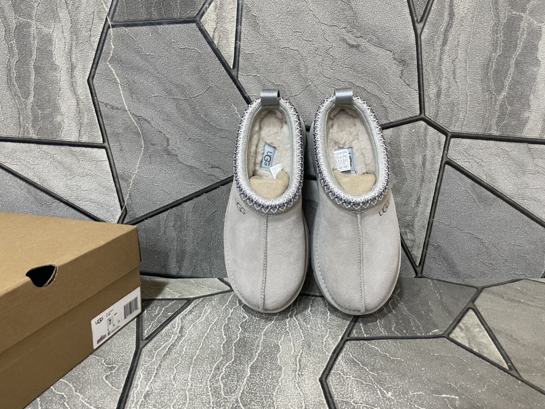 Ugg Basic Shoes S