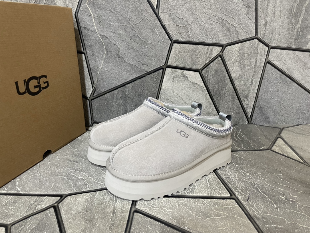 Ugg Basic Shoes S