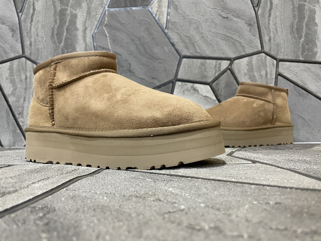 Ugg Basic Shoes M-l