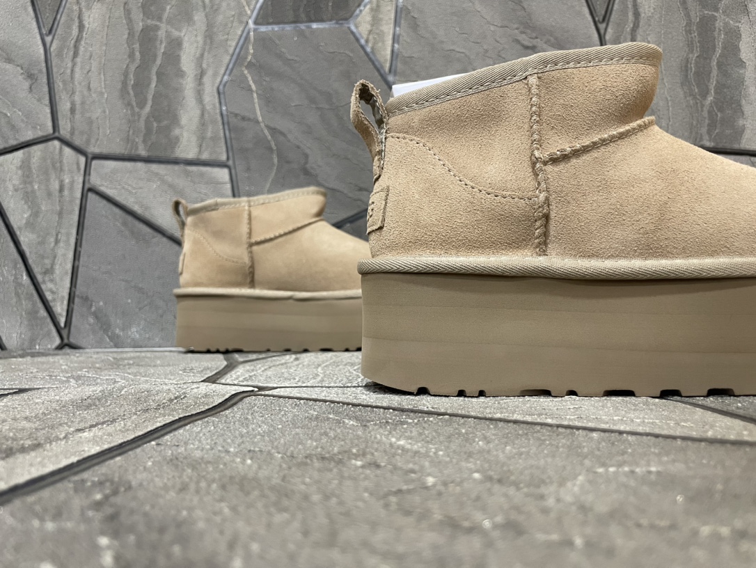 Ugg Basic Shoes M-l