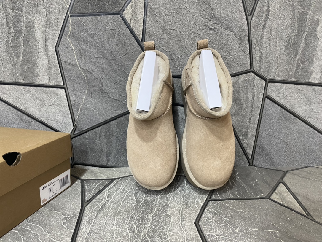 Ugg Basic Shoes M-l