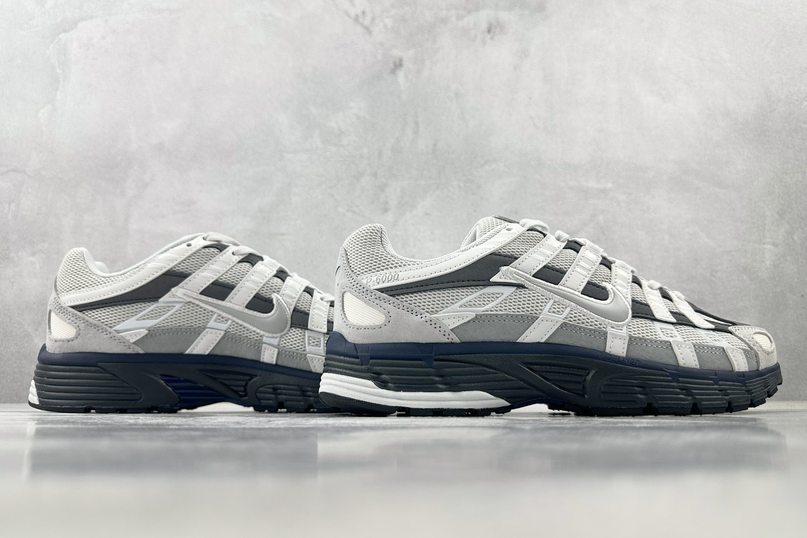 Nike Basic Shoes White