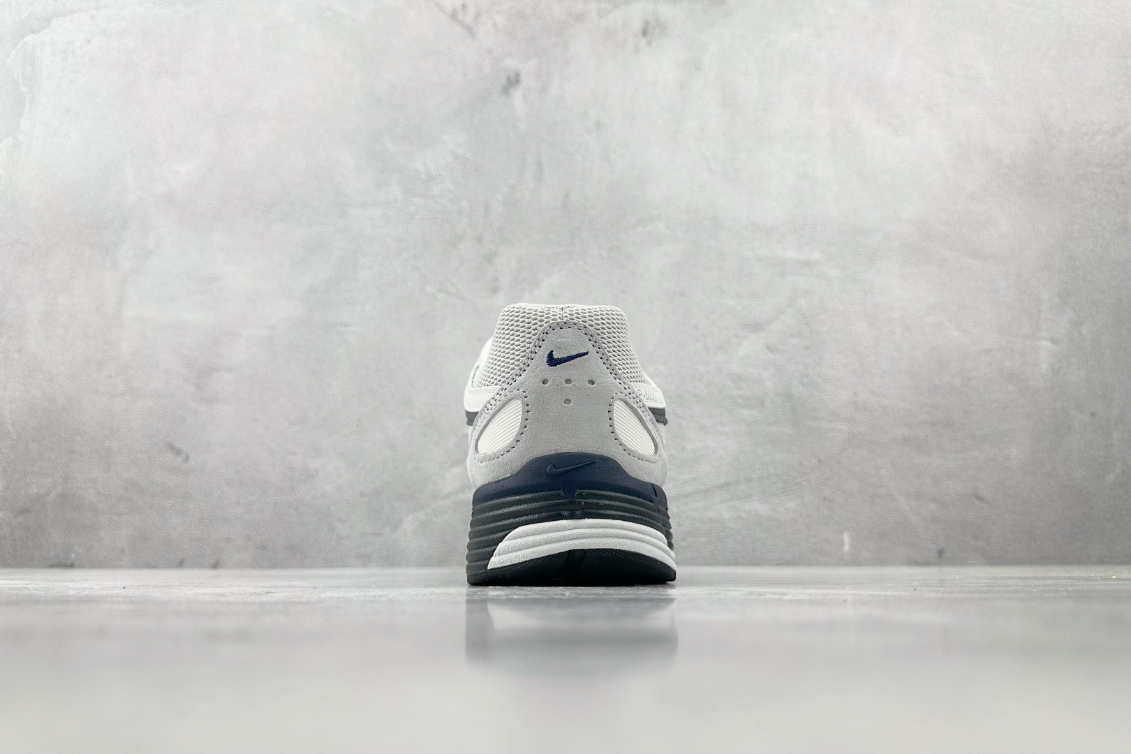 Nike Basic Shoes White