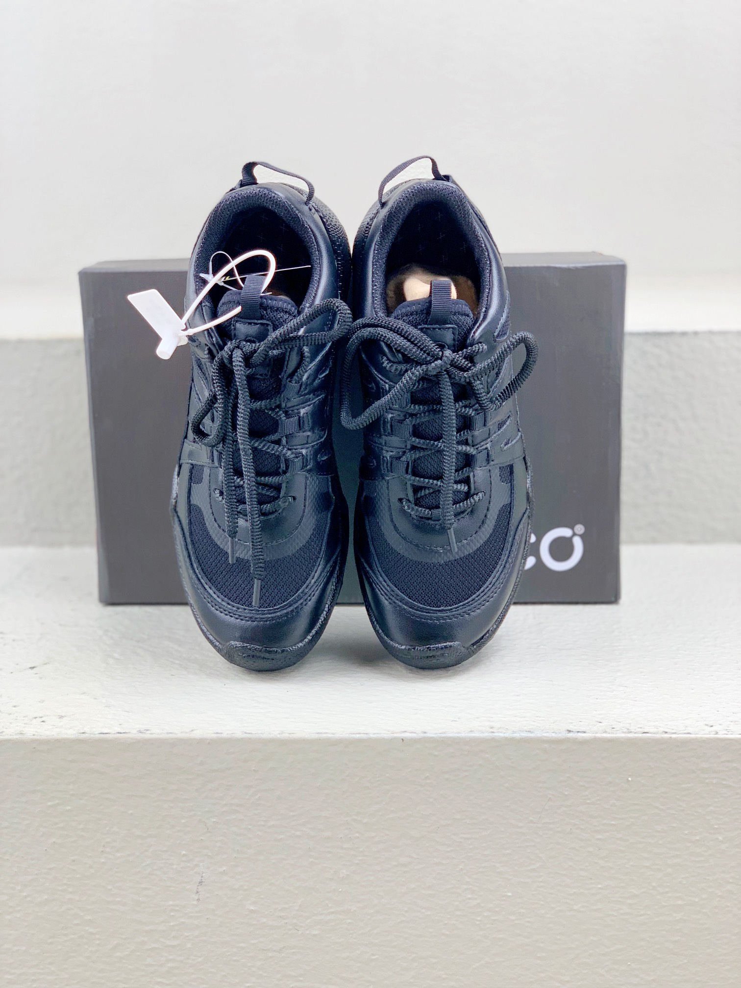 Male Sneakers M-l-s