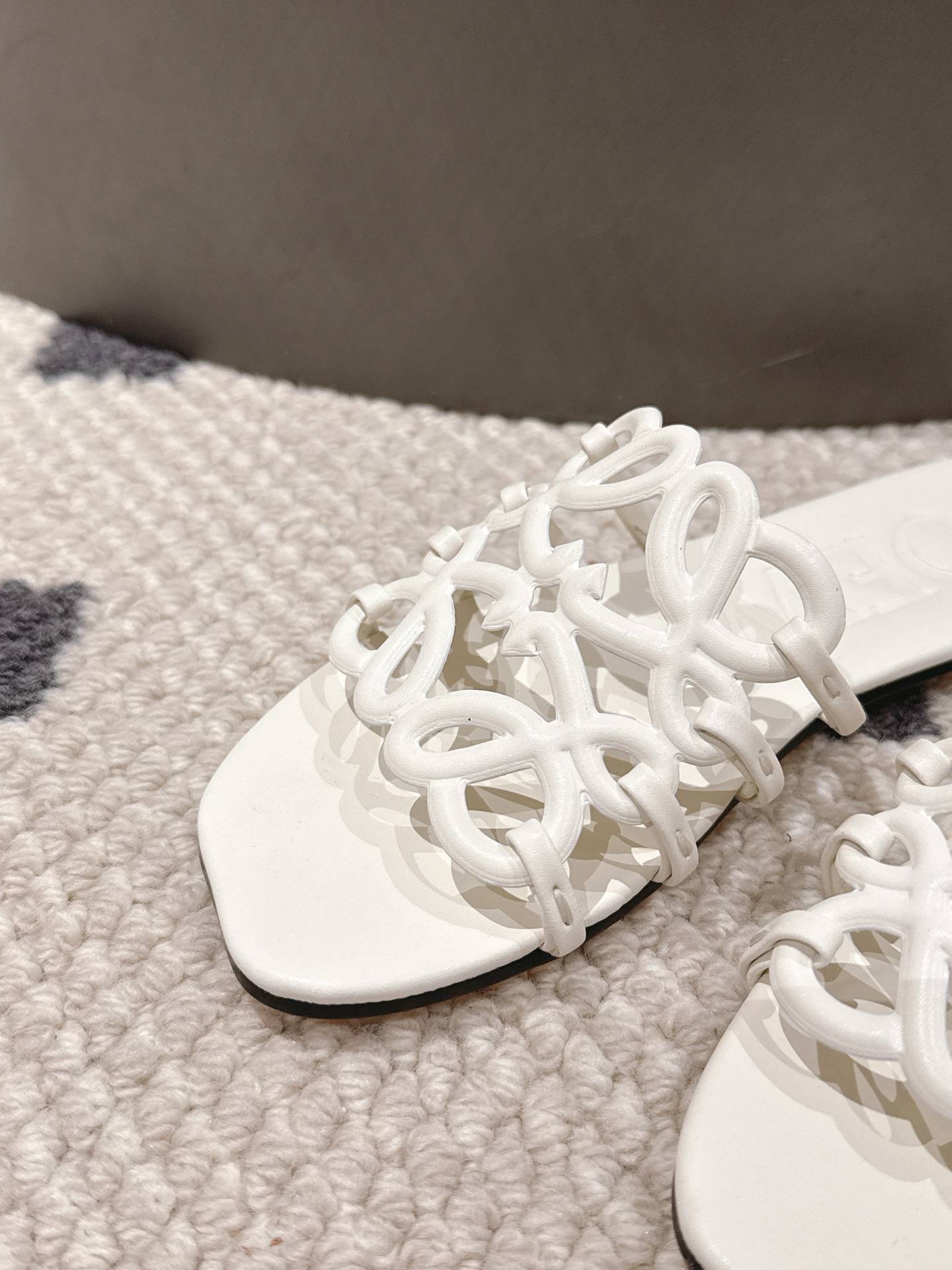 Loewe Slippers L-s
