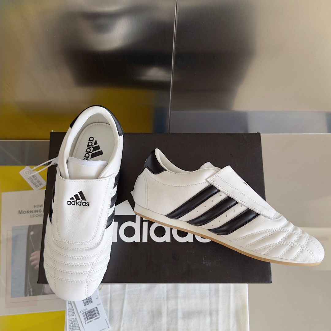 Adidas Female Sneakers Black M-s