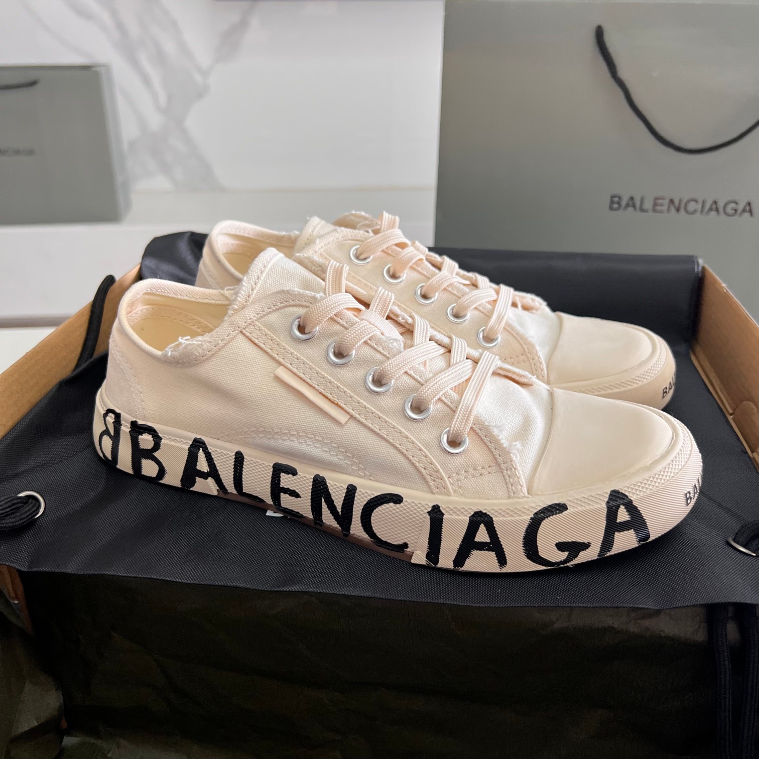 Balenciaga Basic Shoes L