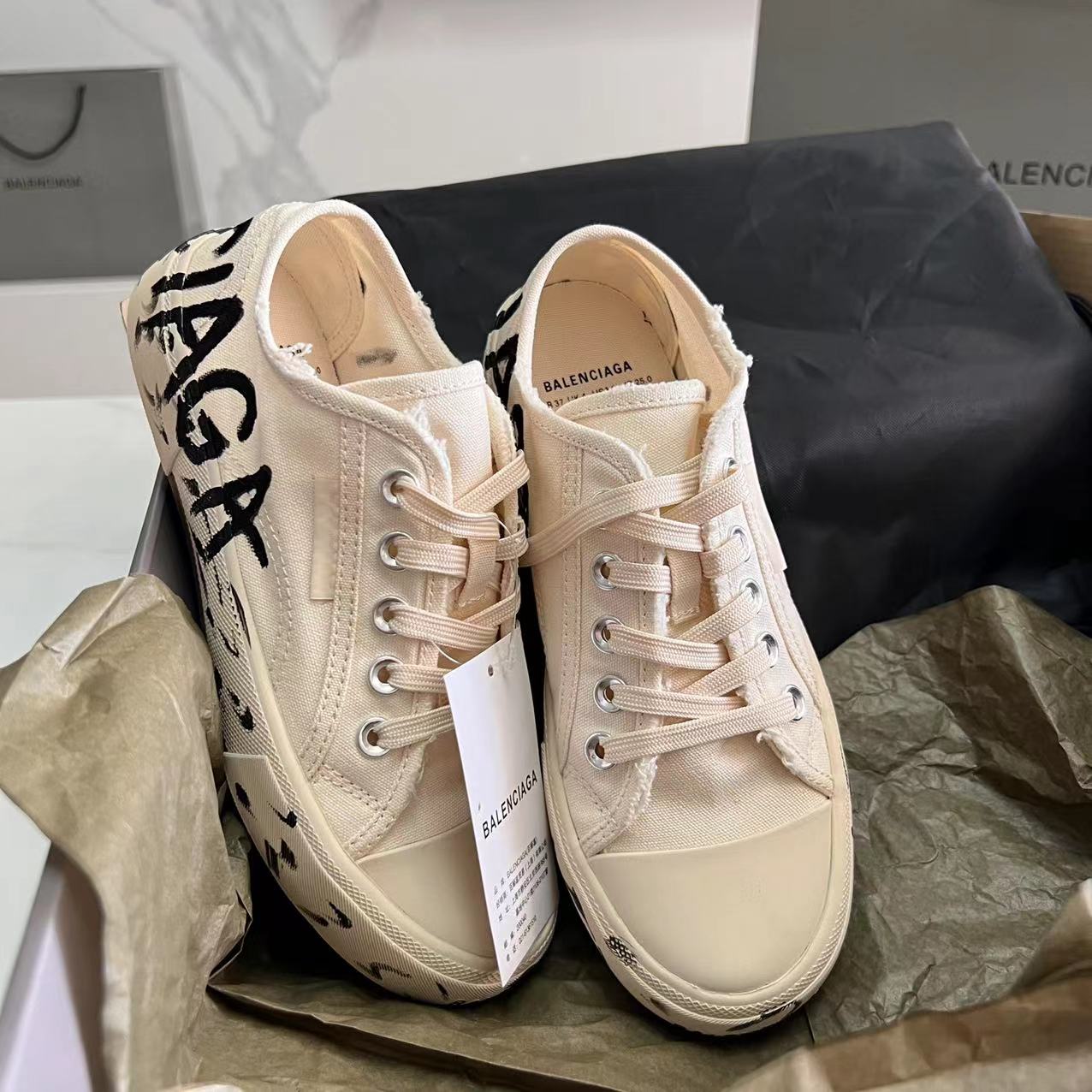 Balenciaga Basic Shoes L