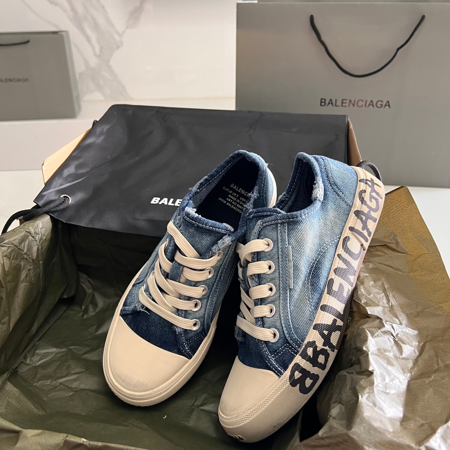 Balenciaga Basic Shoes L