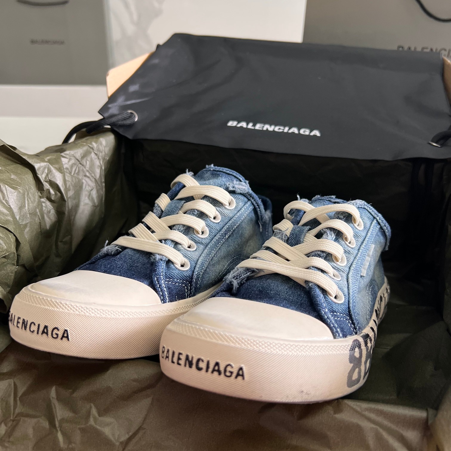 Balenciaga Basic Shoes L