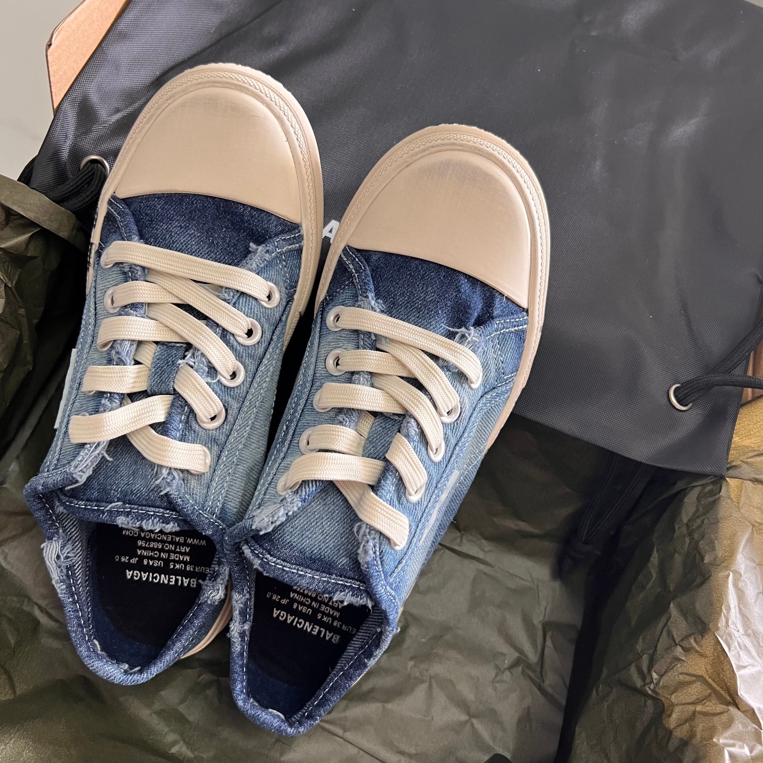 Balenciaga Basic Shoes L