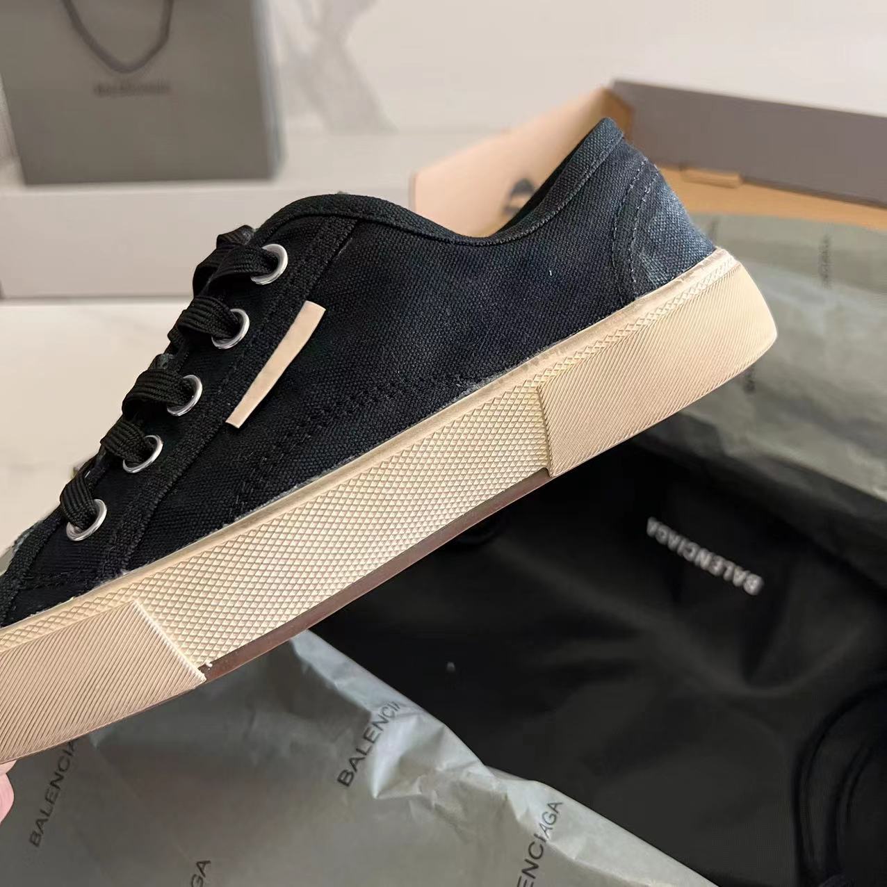 Balenciaga Basic Shoes L