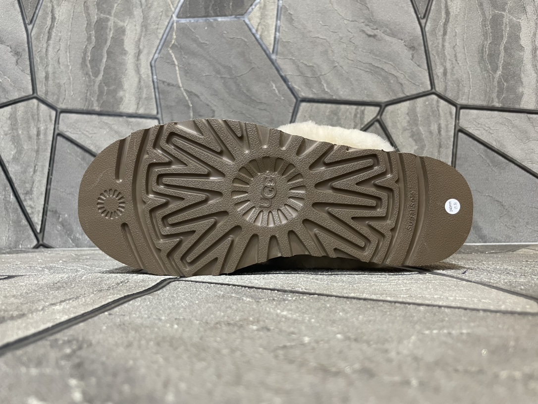 Basic Shoes M