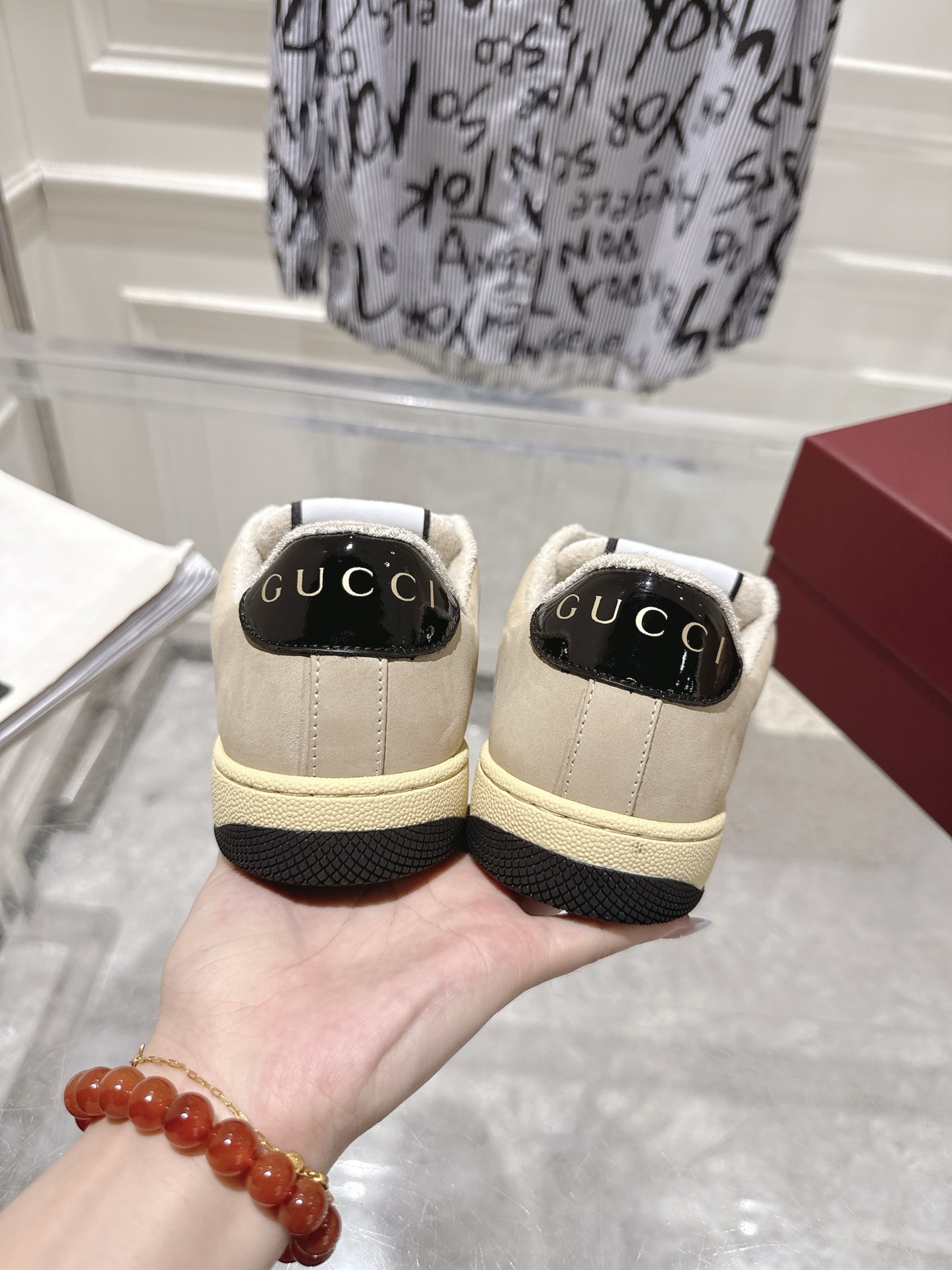 Gucci Female Basic Shoes S