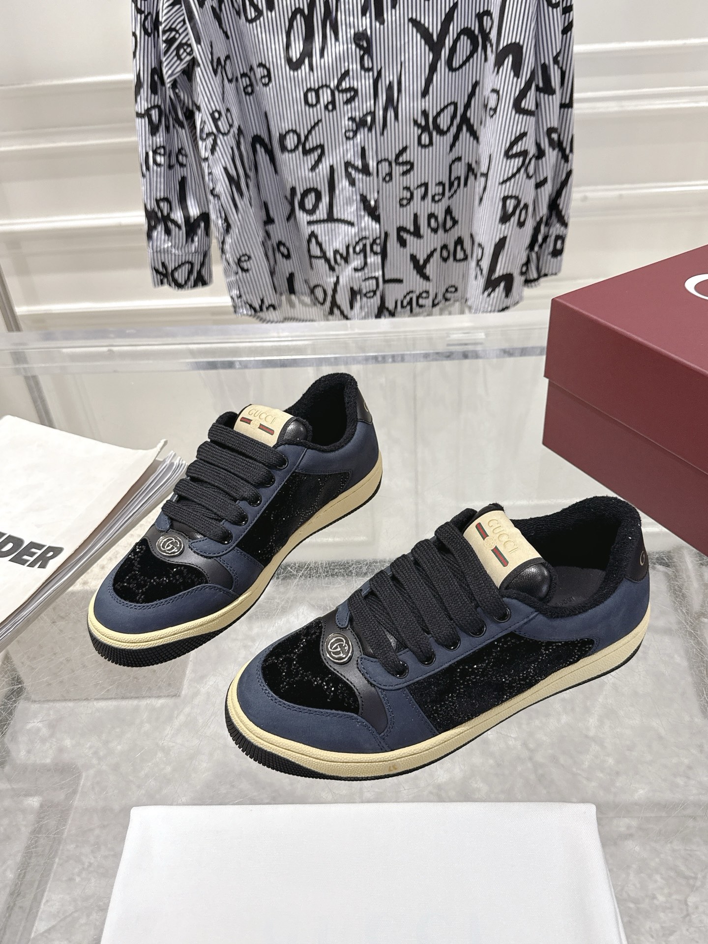 Gucci Female Basic Shoes S