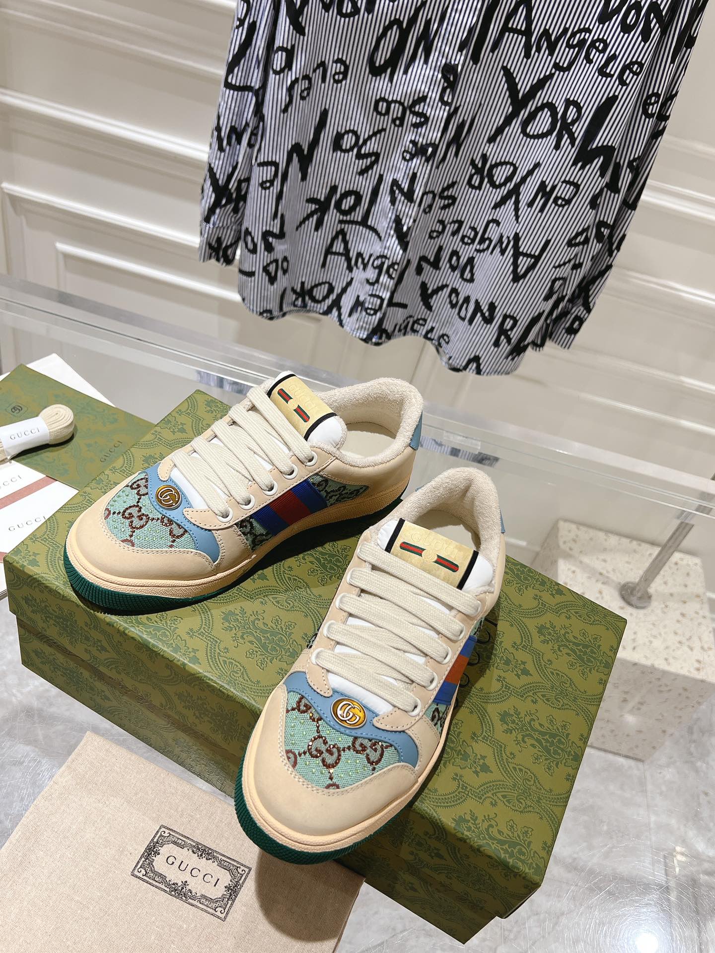 Gucci Female Basic Shoes S