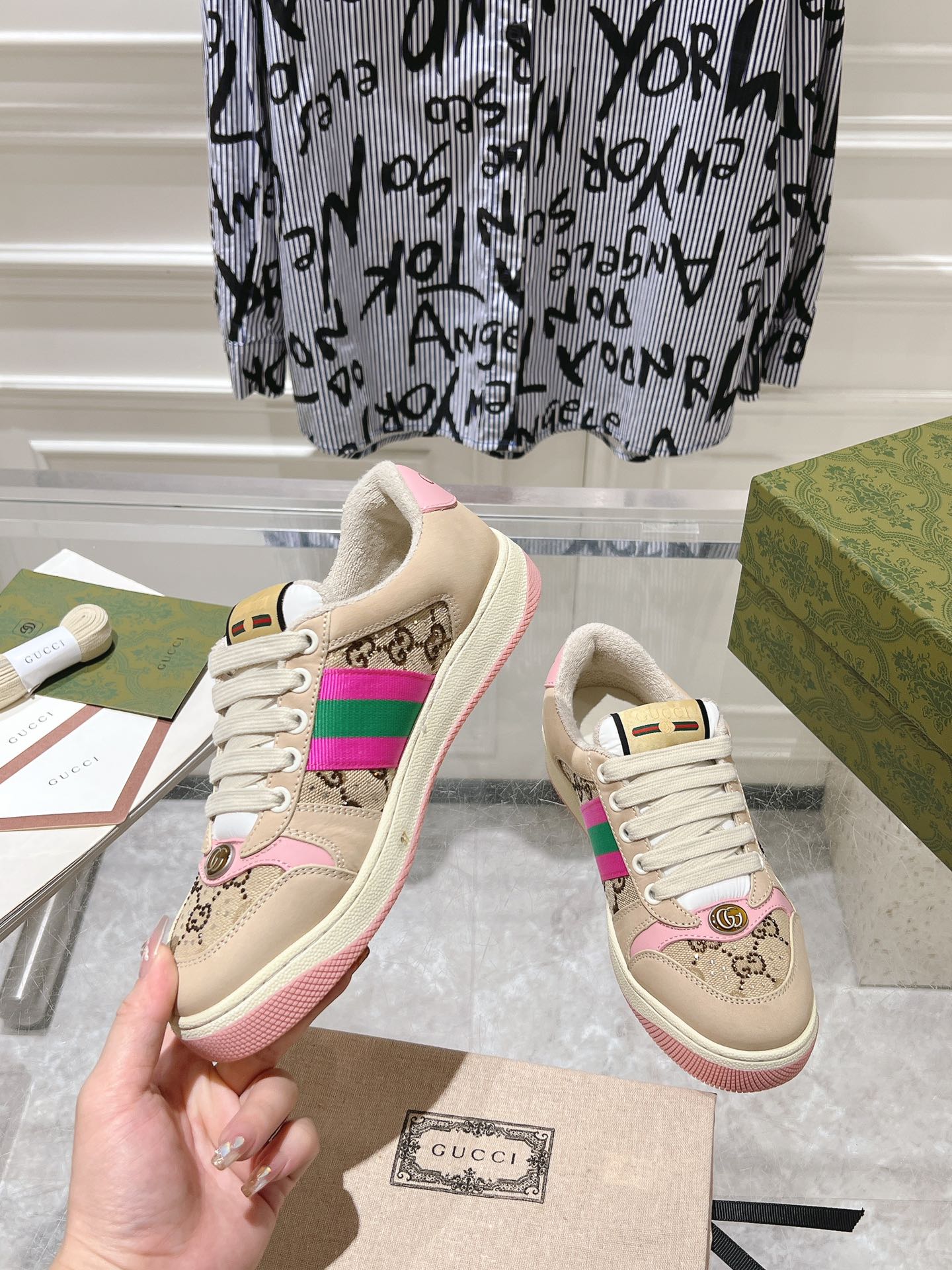 Gucci Female Basic Shoes S