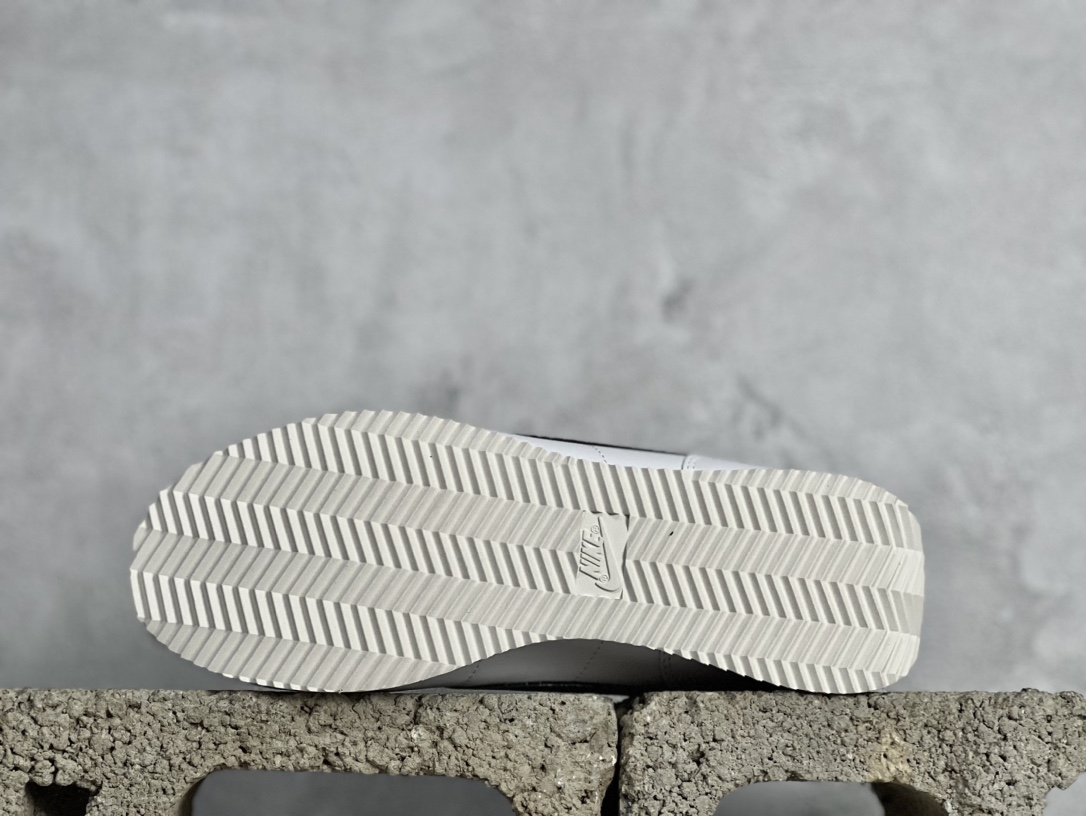 Basic Shoes M-s